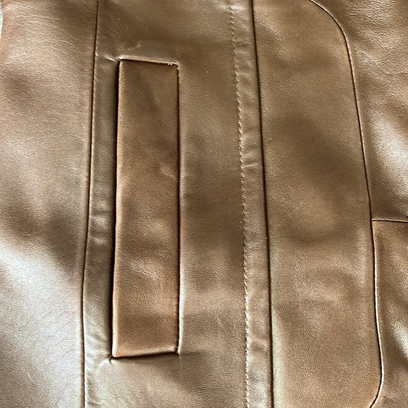 Anne Klein mid length leather coat. Size large. Brown - Picture 3 of 9